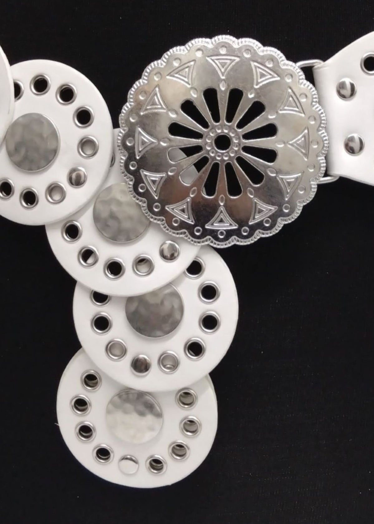 Large Eyelet Disc Belt